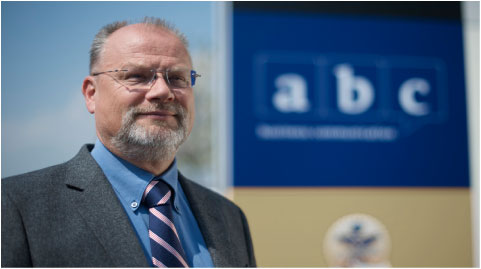 Uwe Meinert Uwe Meinert